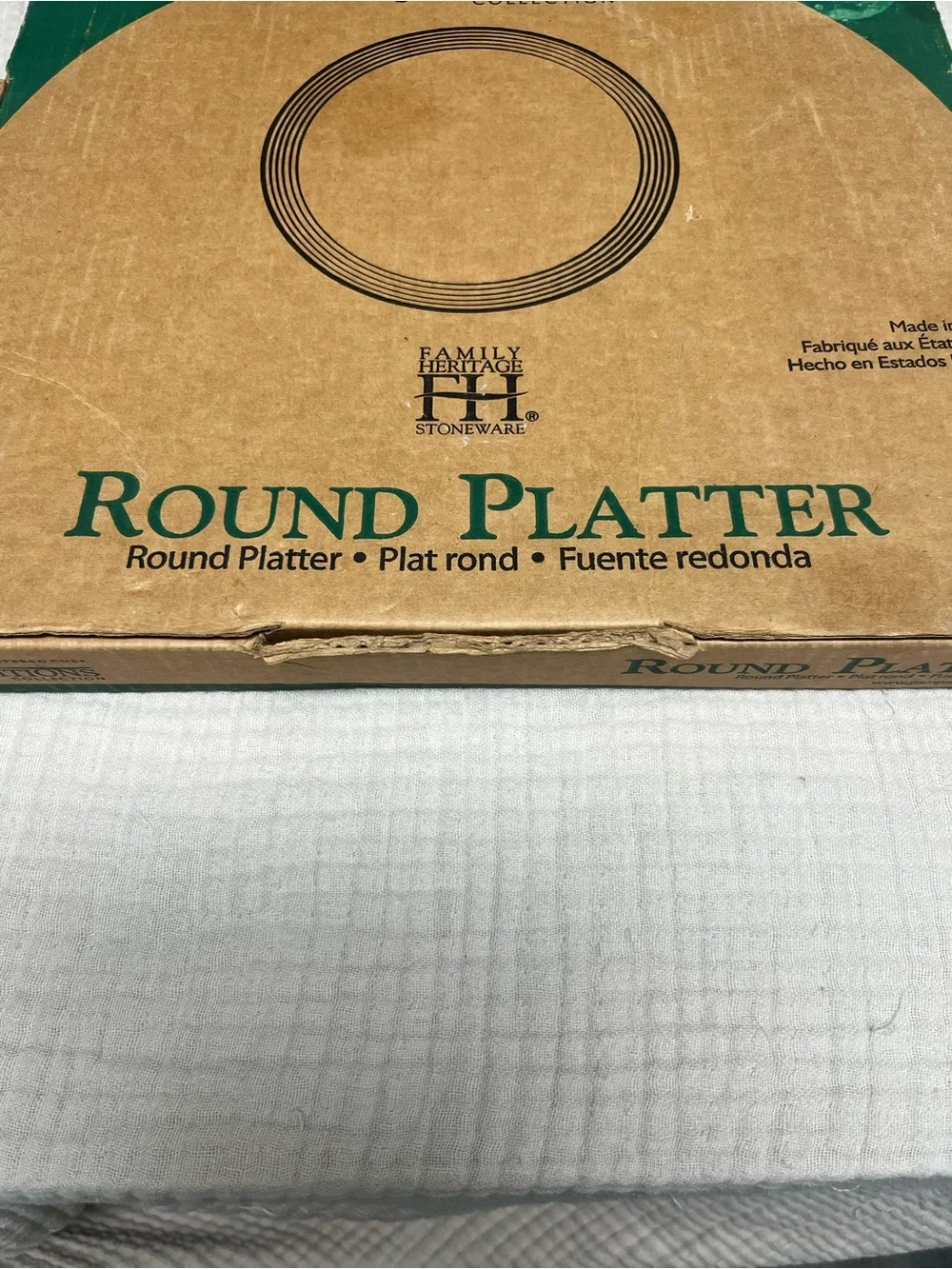 Pampered Chef 13.5” Round Platter, Glazed